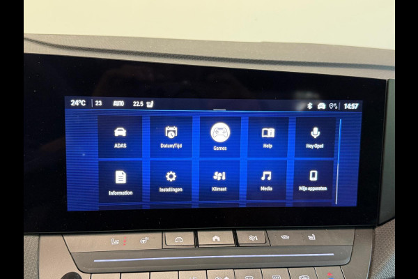Opel Astra Sports Tourer 1.2 Turbo Ultimate Panoramadak Navigatie Apple Carplay Android Auto 360 camera Parkeerhulp Adaptive Cruise Control Head-up Display Stoel- en stuurverwarming Memory stoelen Full Led Climate Control