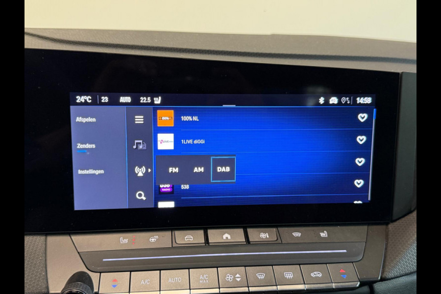 Opel Astra Sports Tourer 1.2 Turbo Ultimate Panoramadak Navigatie Apple Carplay Android Auto 360 camera Parkeerhulp Adaptive Cruise Control Head-up Display Stoel- en stuurverwarming Memory stoelen Full Led Climate Control