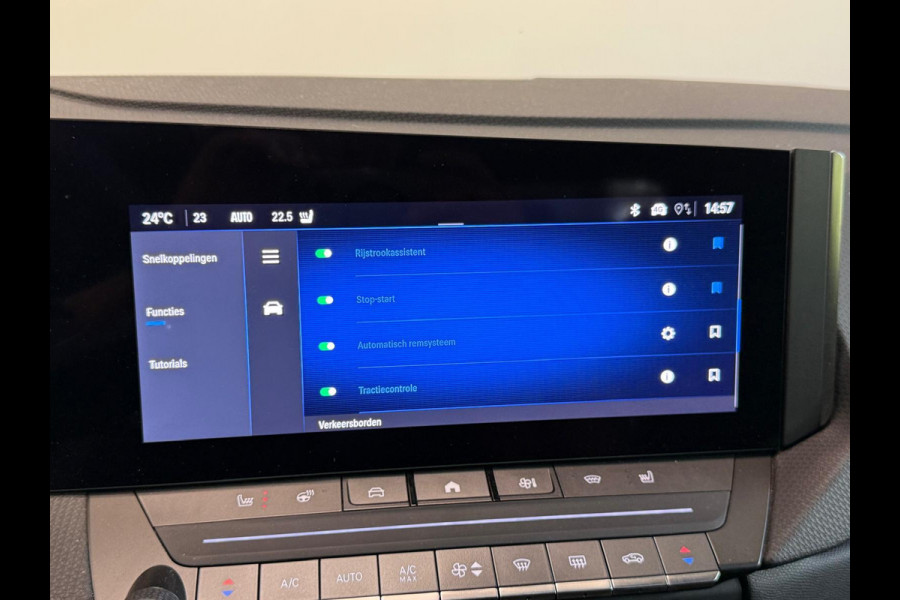 Opel Astra Sports Tourer 1.2 Turbo Ultimate Panoramadak Navigatie Apple Carplay Android Auto 360 camera Parkeerhulp Adaptive Cruise Control Head-up Display Stoel- en stuurverwarming Memory stoelen Full Led Climate Control