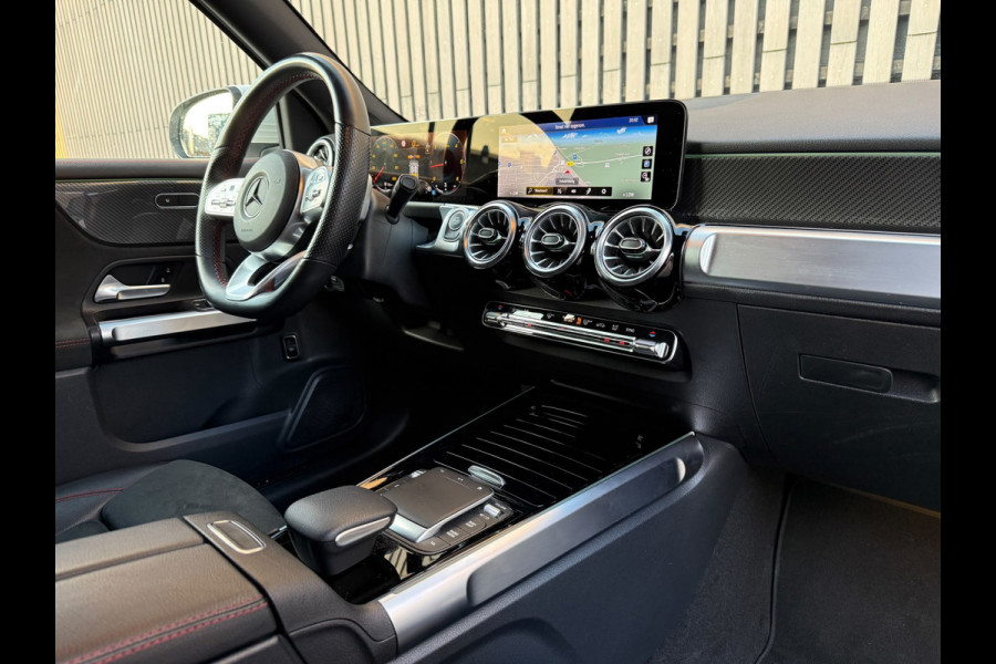 Mercedes-Benz GLB 200 d / Grijs kenteken / AMG Line