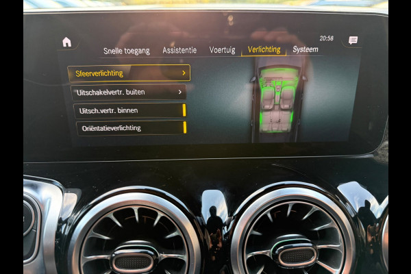 Mercedes-Benz GLB 200 d / Grijs kenteken / AMG Line