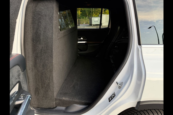 Mercedes-Benz GLB 200 d / Grijs kenteken / AMG Line