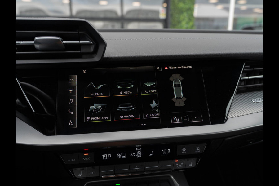 Audi A3 Sportback 40 TFSIe S-Line | Carplay | S-Sportstoelen | 18" LMV | LED