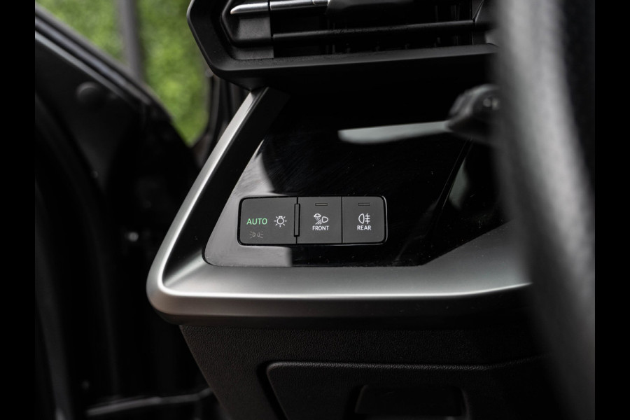 Audi A3 Sportback 40 TFSIe S-Line | Carplay | S-Sportstoelen | 18" LMV | LED