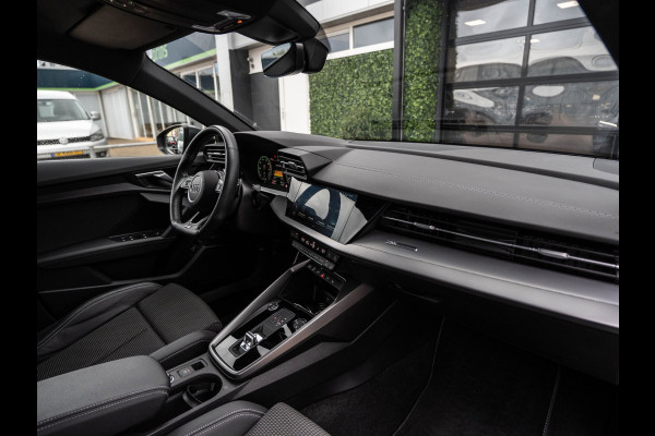 Audi A3 Sportback 40 TFSIe S-Line | Carplay | S-Sportstoelen | 18" LMV | LED
