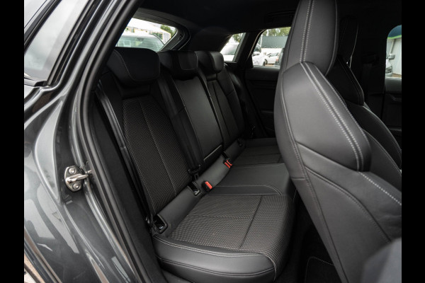 Audi A3 Sportback 40 TFSIe S-Line | Carplay | S-Sportstoelen | 18" LMV | LED