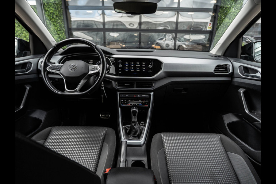 Volkswagen T-Cross 1.0 TSI DSG Active | ACC | Clima | Carplay | BTW