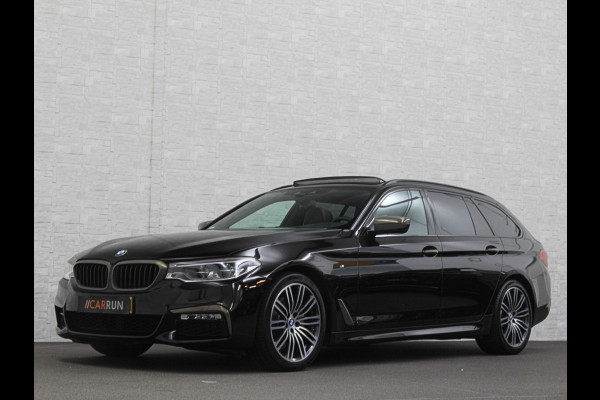 BMW 5 Serie Touring 520i M-Sport Volledig Individual | Nappa | Comfortseats | Panodak | Trekhaak 2000kg | Adapt. Led | Luchtvering niveauregeling | Display Key | Camera | Memory | 19" | Nav. Proffesional | Alarm | NL-Auto | Dealer OH | NAP | Full Service - Rijklaarprijs.