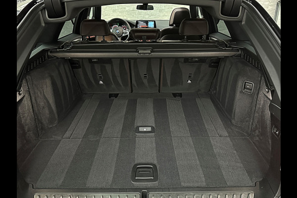 BMW 5 Serie Touring 520i M-Sport Volledig Individual | Nappa | Comfortseats | Panodak | Trekhaak 2000kg | Adapt. Led | Luchtvering niveauregeling | Display Key | Camera | Memory | 19" | Nav. Proffesional | Alarm | NL-Auto | Dealer OH | NAP | Full Service - Rijklaarprijs.