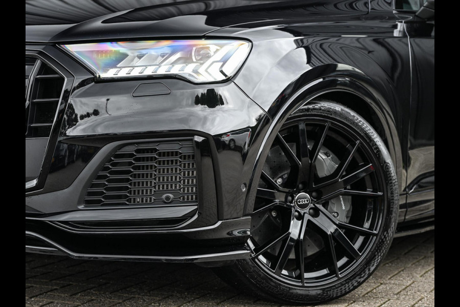 Audi Q7 4.0 TFSI SQ7 quattro Panoramadak | Keramische Remmen | Alcantara Hemel | Carbon Interieur | B&O | HUD | Luchtvering | Stoelverwarming V+A | Camera | Ambiance Interieur | Stuurverwarming | Achterasbesturing |