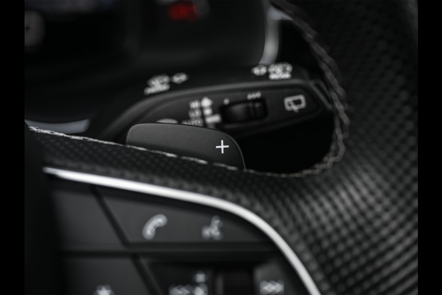 Audi Q7 4.0 TFSI SQ7 quattro Panoramadak | Keramische Remmen | Alcantara Hemel | Carbon Interieur | B&O | HUD | Luchtvering | Stoelverwarming V+A | Camera | Ambiance Interieur | Stuurverwarming | Achterasbesturing |