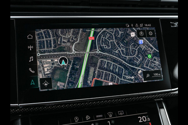 Audi Q7 4.0 TFSI SQ7 quattro Panoramadak | Keramische Remmen | Alcantara Hemel | Carbon Interieur | B&O | HUD | Luchtvering | Stoelverwarming V+A | Camera | Ambiance Interieur | Stuurverwarming | Achterasbesturing |