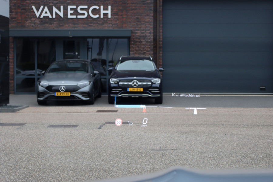 Mercedes-Benz C-Klasse Estate 300 e AMG Line | Panoramadak | Burmester | Distronic | Memory | Leder | Trekhaak | Digital Light | HUD | Surround Camera |