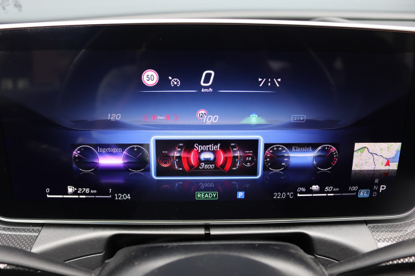 Mercedes-Benz C-Klasse Estate 300 e AMG Line | Panoramadak | Burmester | Distronic | Memory | Leder | Trekhaak | Digital Light | HUD | Surround Camera |