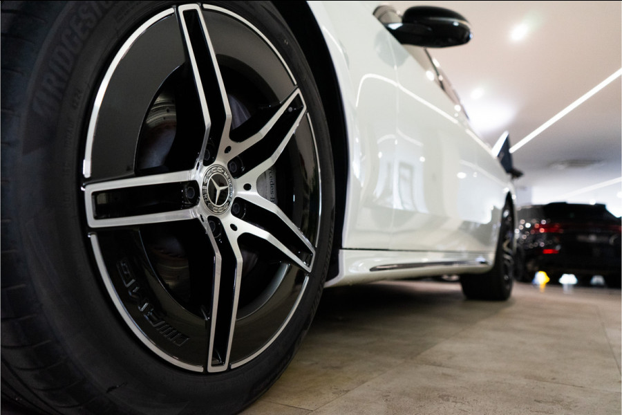 Mercedes-Benz E-Klasse Estate 300 e Premium AMG 313PK | Pano | Sfeer | Trekhaak | Night | ACC&Dodehoek | Fabrieksgarantie