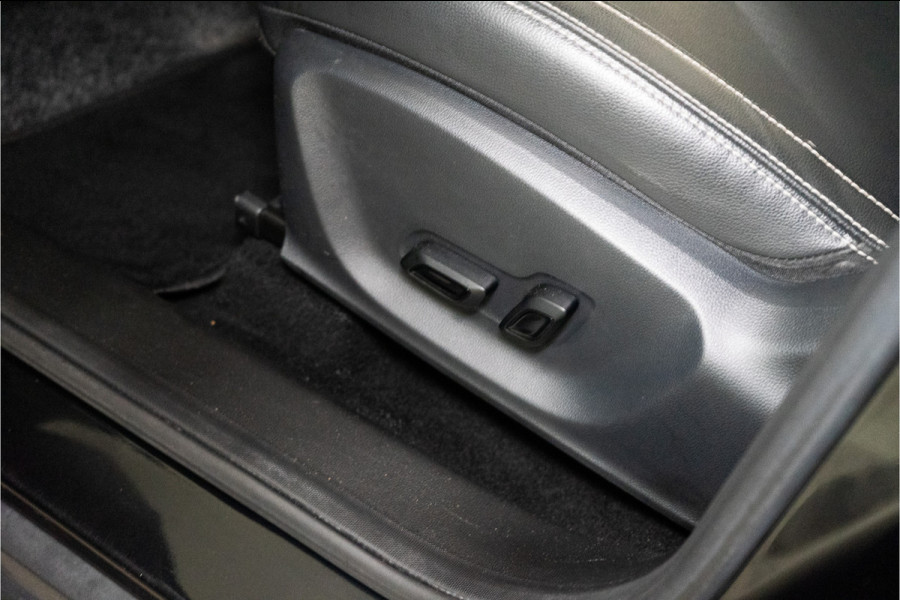 MG Mg Zs EV Luxury 45 kWh 143PK | Panoramadak | Keyless | Elektr. Stoelen | VOL! Garantie