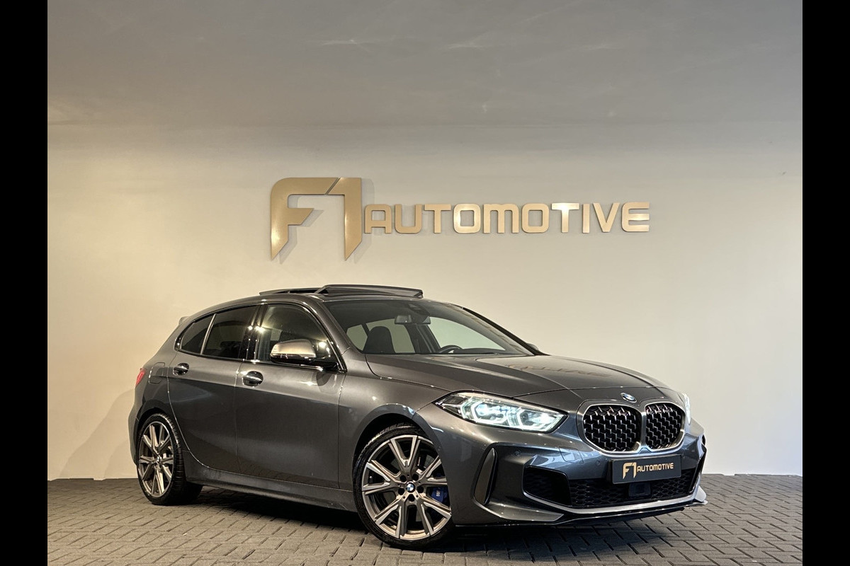 BMW 1-serie M135i xDrive Pano|H/K|Kuipstoelen|Camera|Sfeer
