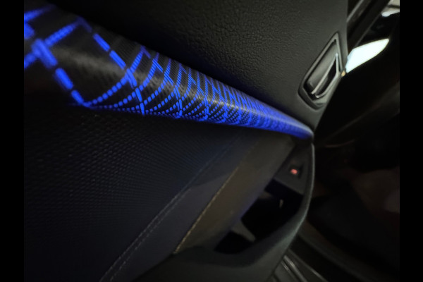 BMW 1-serie M135i xDrive Pano|H/K|Kuipstoelen|Camera|Sfeer