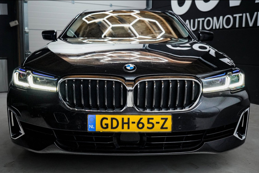 BMW 5 Serie 520d Business Edition Plus | PANO | STOELVENTILATIE | HEADS UP