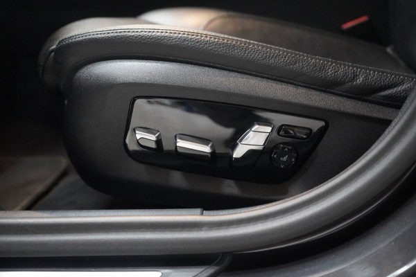 BMW 5 Serie 520d Business Edition Plus | PANO | STOELVENTILATIE | HEADS UP