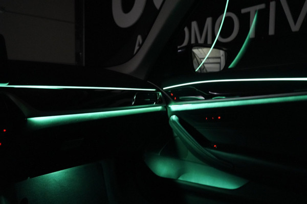 BMW 5 Serie 520d Business Edition Plus | PANO | STOELVENTILATIE | HEADS UP
