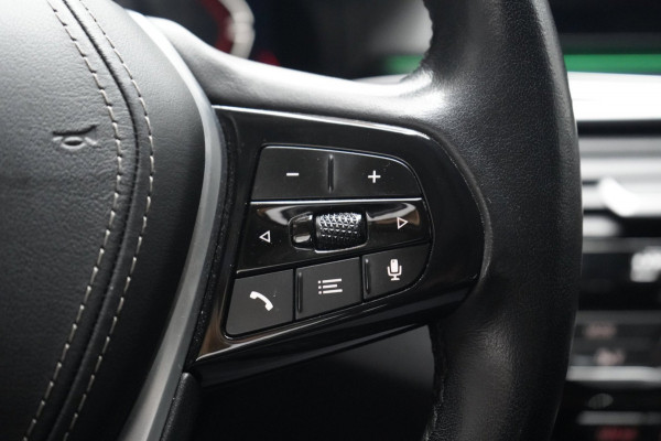 BMW 5 Serie 520d Business Edition Plus | PANO | STOELVENTILATIE | HEADS UP