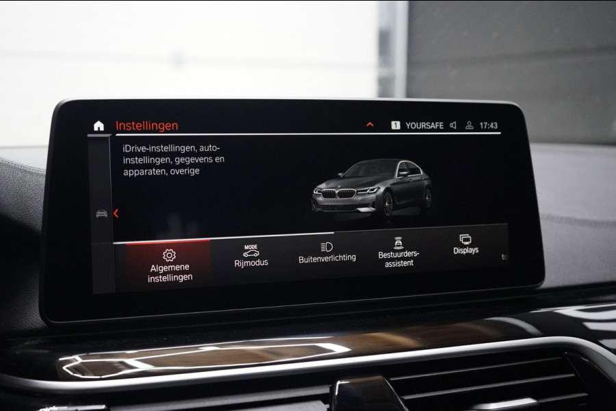 BMW 5 Serie 520d Business Edition Plus | PANO | STOELVENTILATIE | HEADS UP