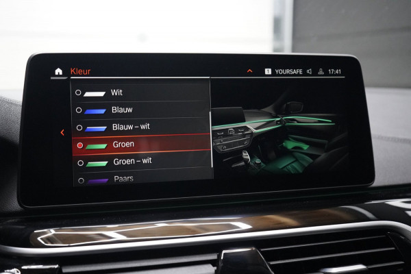 BMW 5 Serie 520d Business Edition Plus | PANO | STOELVENTILATIE | HEADS UP