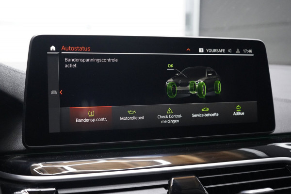 BMW 5 Serie 520d Business Edition Plus | PANO | STOELVENTILATIE | HEADS UP