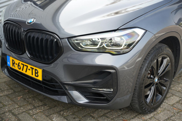 BMW X1 xDrive25e High Executive Panoramadak Adapt Cruise Half leer sport Navi
