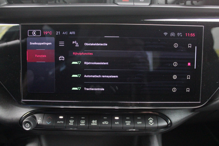 Alfa Romeo junior ELETTRICA SPECIALE 156PK 54 kWh | TECHNOLOGIE PAKKET (O.A. FULL LED ADAPTIVE MATRIX KOPLAMPEN/DODEHOEK DETECTIE/DRAADLOZE TELEFOONLADER/ACHTERUITRIJ CAMERA/PARKEERSENSOREN VOOR, ACHTER,ZIJKANT) | DRAADLOZE APPLE CARPLAY/ANDROID AUTO | CLIMATE CONTROL | ELEKTRISCH BEDIENBARE ACHTERKLEP | STOEL VERWARMING | ELEKTRISCH BEDIENBARE VOORSTOEL MET MASAGEFUNCTIE | VERKEERSBORDEN HERKENNING | ADAPTIVE CRUISE CONTROL | KEYLESS ENTRY/START |