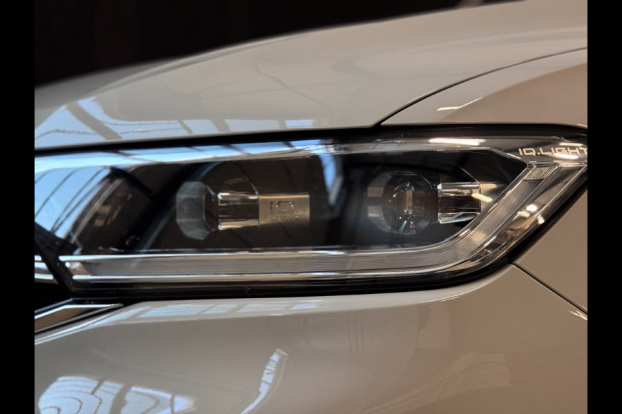 Volkswagen T-Roc 1.5 TSI R-Line DSG | IQ LIGHT | CAMERA | KEYLESS | ASCOT GREY