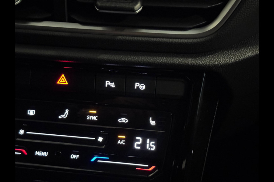 Volkswagen T-Roc 1.5 TSI R-Line DSG | IQ LIGHT | CAMERA | KEYLESS | ASCOT GREY