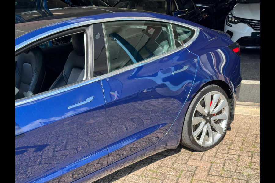Tesla Model 3 Performance AWD 75 kWh 2019 AUT NAVI BTW NAP!