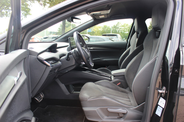 Škoda ENYAQ iV 60 Sportline / SoH 93,4% / Camera / Leder&Alcantara / Matrix LED / Keyless / 20'' / CarPlay / Stuur+Stoelverwarmd / DAB / Cruise Control