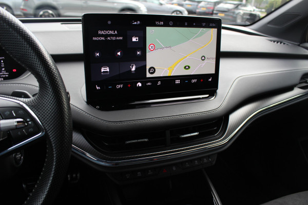 Škoda ENYAQ iV 60 Sportline / SoH 93,4% / Camera / Leder&Alcantara / Matrix LED / Keyless / 20'' / CarPlay / Stuur+Stoelverwarmd / DAB / Cruise Control