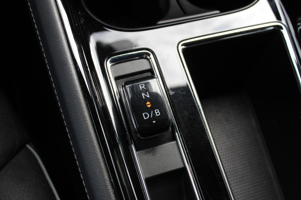Škoda ENYAQ iV 60 Sportline / SoH 93,4% / Camera / Leder&Alcantara / Matrix LED / Keyless / 20'' / CarPlay / Stuur+Stoelverwarmd / DAB / Cruise Control