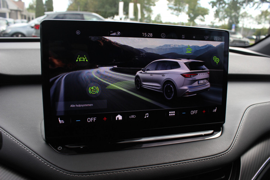 Škoda ENYAQ iV 60 Sportline / SoH 93,4% / Camera / Leder&Alcantara / Matrix LED / Keyless / 20'' / CarPlay / Stuur+Stoelverwarmd / DAB / Cruise Control