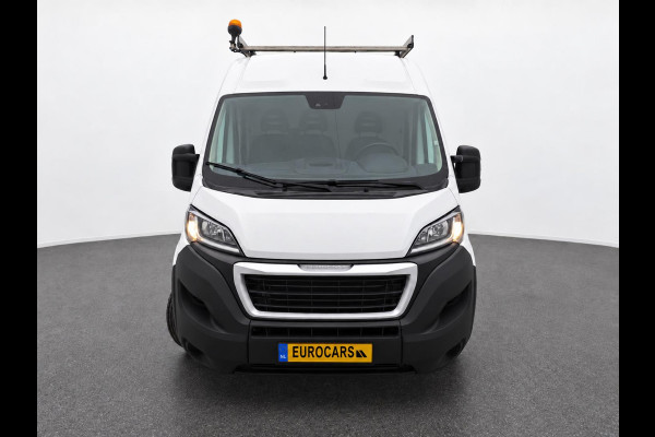 Peugeot Boxer 2.2 BlueHDi 165PK Premium L2H2 Trekhaak Navigatie Camera Airco Bluetooth Cruise Control  Bumperopstap Achter Dakladder Parkeersensoren Lane Warning Departure