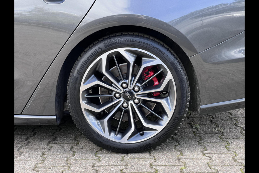 Ford FOCUS Wagon 1.0 EcoBoost Hybrid ST Line X Hybrid ST Line X 155pk Automaat | Driver Assistance Pack | Trekhaak afneembaar | AGR stoel | 18 inch Lichtmetaal | Winterpack | Bang&Olufsen | Elektrsiche achterklep
