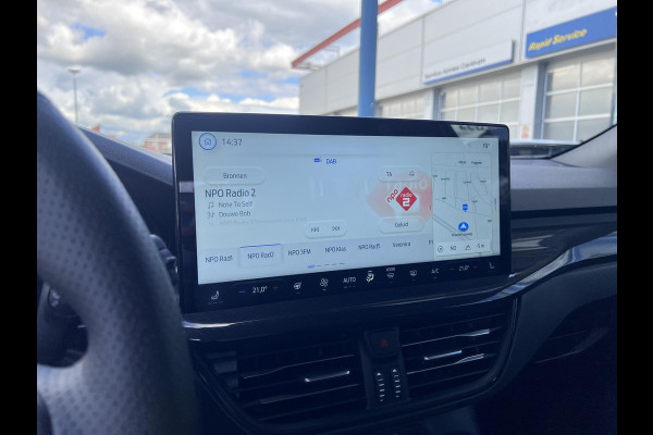 Ford FOCUS Wagon 1.0 EcoBoost Hybrid ST Line X Hybrid ST Line X 155pk Automaat | Driver Assistance Pack | Trekhaak afneembaar | AGR stoel | 18 inch Lichtmetaal | Winterpack | Bang&Olufsen | Elektrsiche achterklep