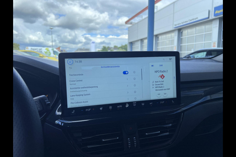Ford FOCUS Wagon 1.0 EcoBoost Hybrid ST Line X Hybrid ST Line X 155pk Automaat | Driver Assistance Pack | Trekhaak afneembaar | AGR stoel | 18 inch Lichtmetaal | Winterpack | Bang&Olufsen | Elektrsiche achterklep