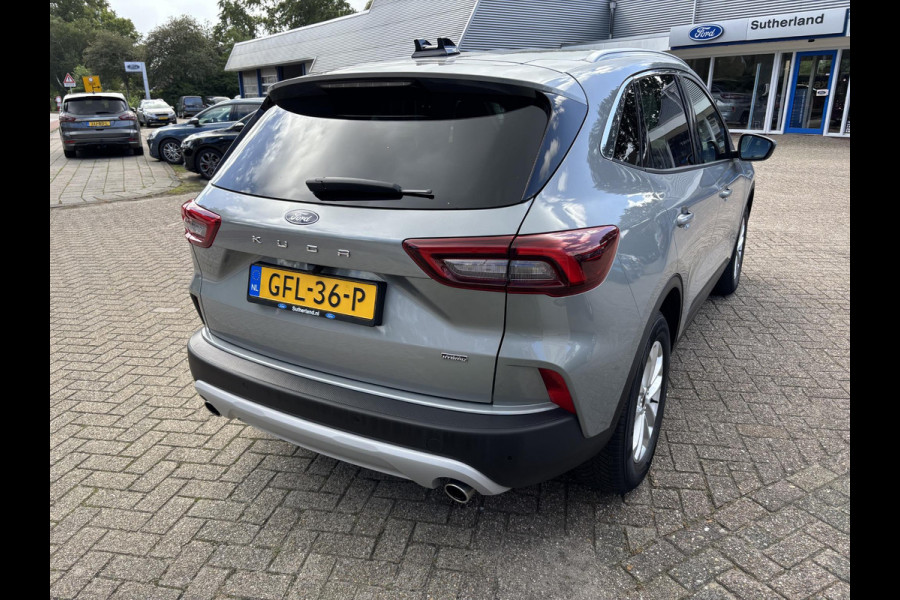 Ford Kuga 2.5 PHEV Titanium 243pk | Nieuw model | Wegklapbare trekhaak | Camera | Navigatie | Cruise control | 2.100 kg trekgewicht