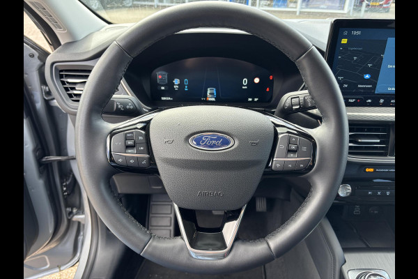 Ford Kuga 2.5 PHEV Titanium 243pk | Nieuw model | Wegklapbare trekhaak | Camera | Navigatie | Cruise control | 2.100 kg trekgewicht