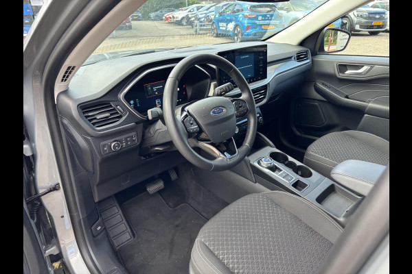 Ford Kuga 2.5 PHEV Titanium 243pk | Nieuw model | Wegklapbare trekhaak | Camera | Navigatie | Cruise control | 2.100 kg trekgewicht