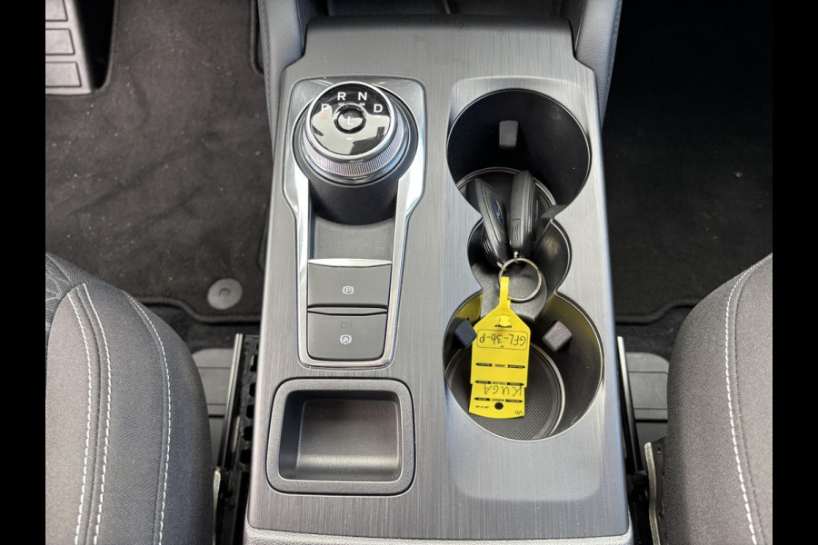 Ford Kuga 2.5 PHEV Titanium 243pk | Nieuw model | Wegklapbare trekhaak | Camera | Navigatie | Cruise control | 2.100 kg trekgewicht