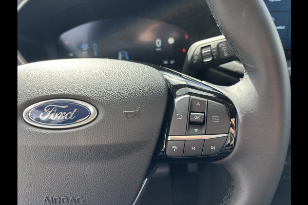 Ford Kuga 2.5 PHEV Titanium 243pk | Nieuw model | Wegklapbare trekhaak | Camera | Navigatie | Cruise control | 2.100 kg trekgewicht