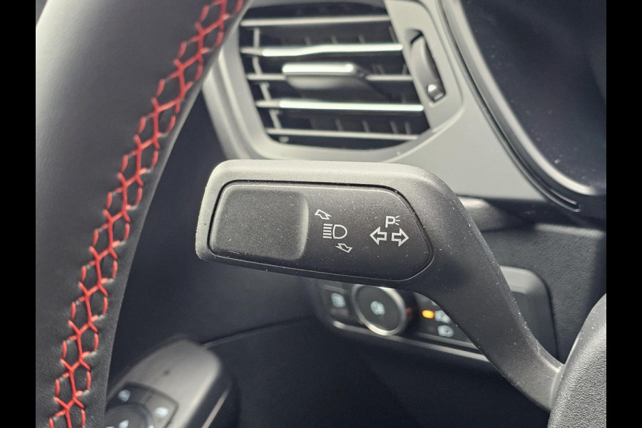 Ford Kuga 2.5 PHEV ST-Line X | Panoramadak | Wegklapbare trekhaak | Head up Display | AGR-stoelen | Bang&Olufsen | Elektrische achterklep