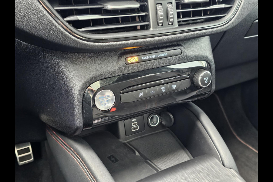 Ford Kuga 2.5 PHEV ST-Line X | Panoramadak | Wegklapbare trekhaak | Head up Display | AGR-stoelen | Bang&Olufsen | Elektrische achterklep