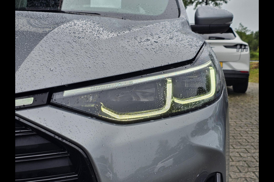 Ford Kuga 2.5 PHEV ST-Line X | Panoramadak | Wegklapbare trekhaak | Head up Display | AGR-stoelen | Bang&Olufsen | Elektrische achterklep